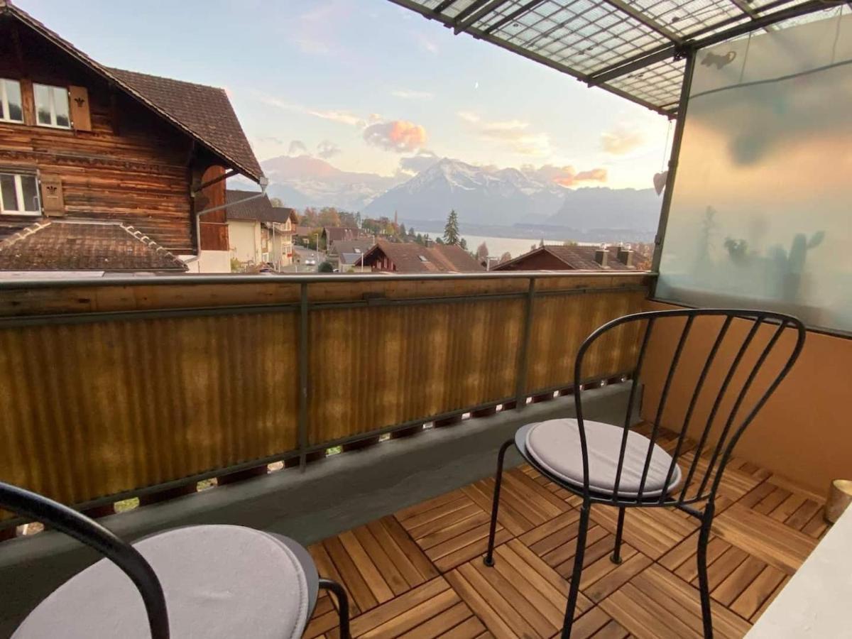 Schoene Ferienwohnung Mit Seeblick Thun Zewnętrze zdjęcie