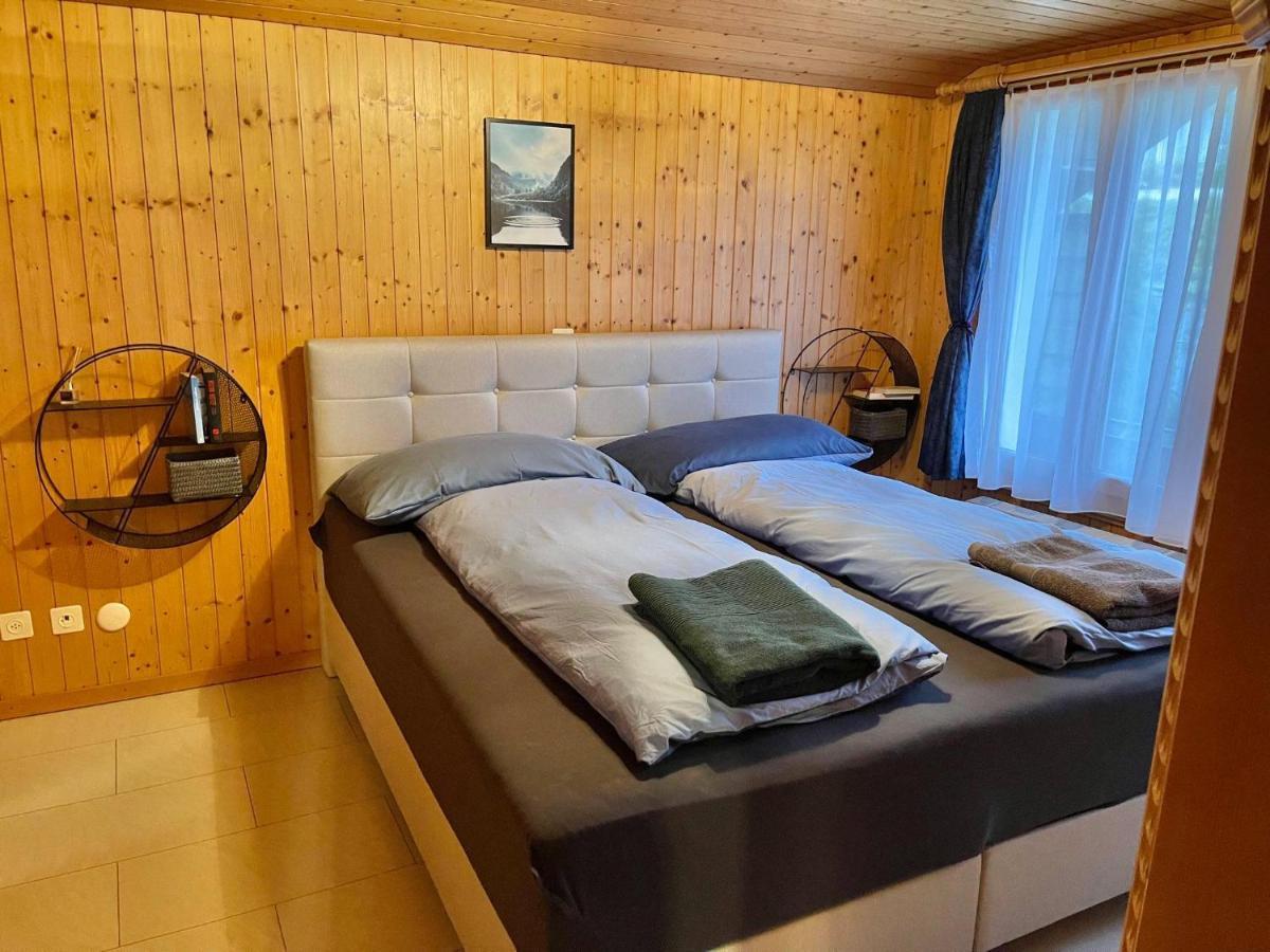 Schoene Ferienwohnung Mit Seeblick Thun Zewnętrze zdjęcie